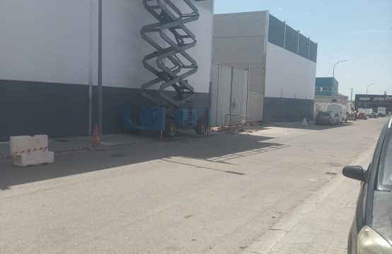 Nave Industrial. 330m2. C. Sever Ochoa 33, Seseña Nuevo